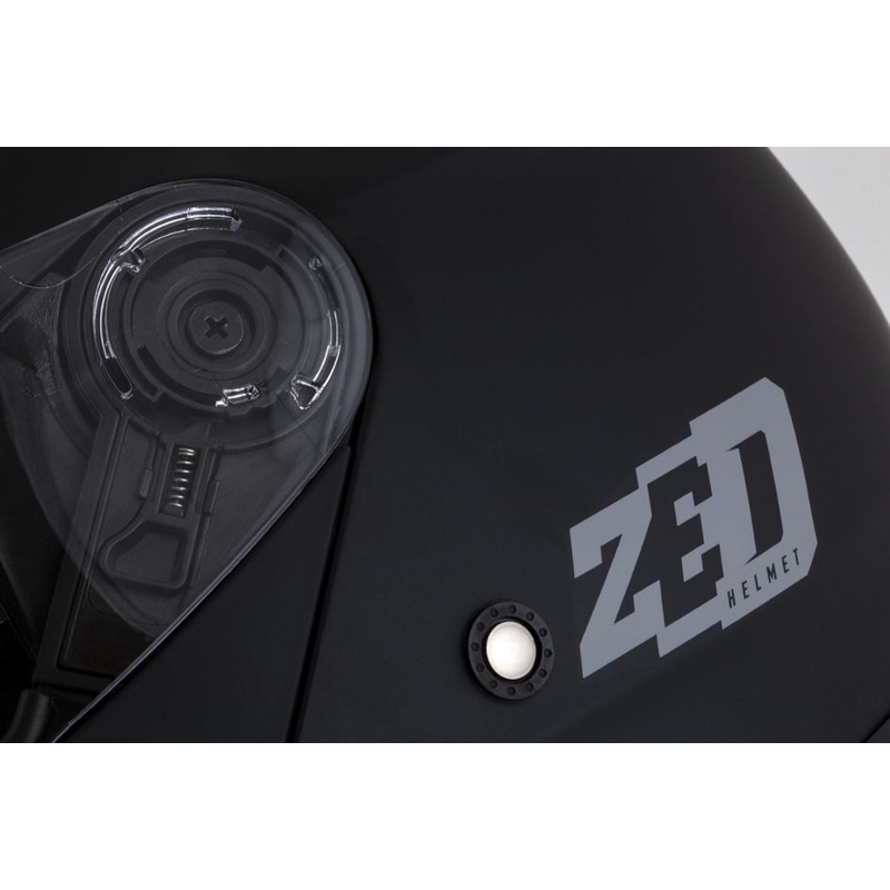 Обръщаща се мотоциклетна каска ZED F18 черна матова