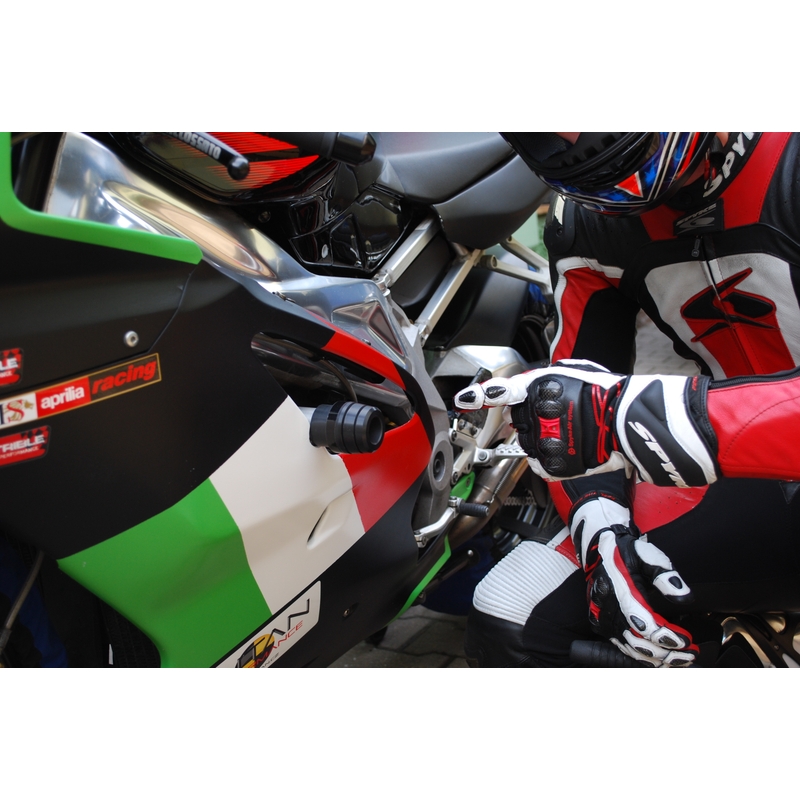 Aprilia RSV 1000 (06-09) Стрелка