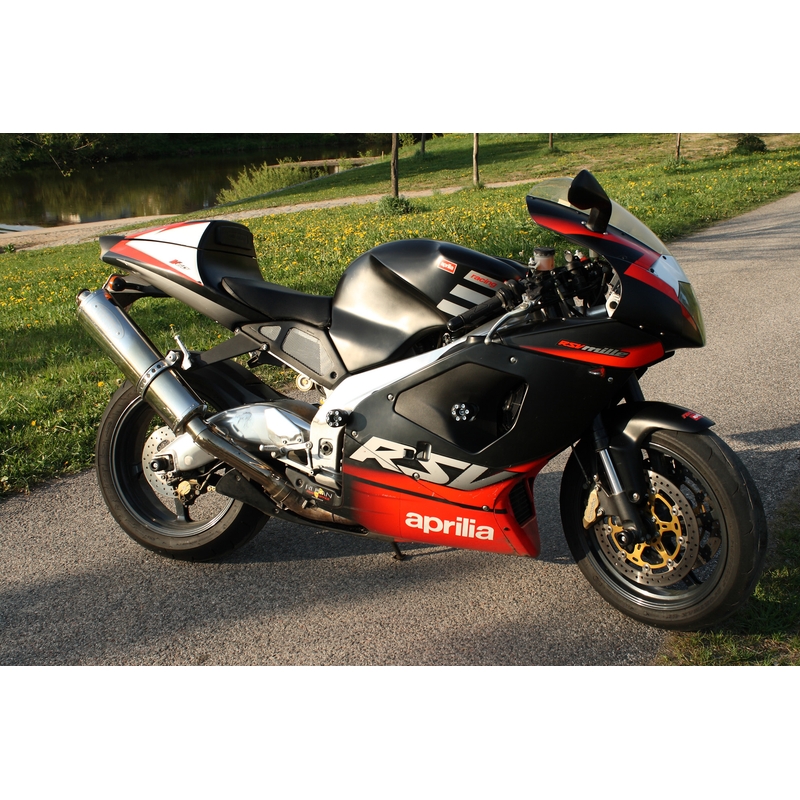 Aprilia RSV 1000 (98-03) Стрелка