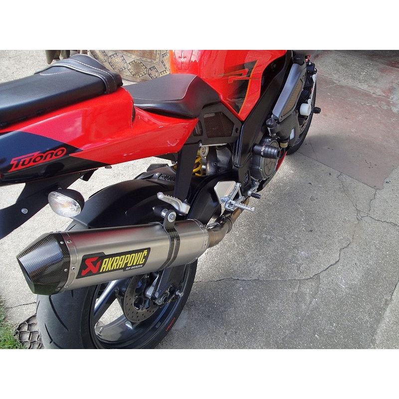 Aprilia TUONO 1000 (02-05) Стрела разпродажба