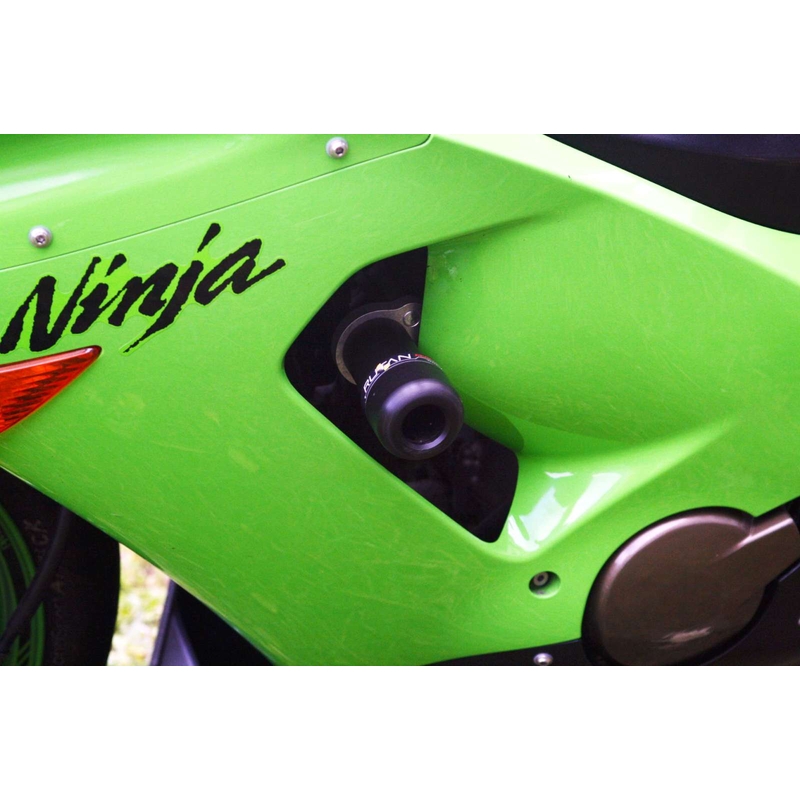 Kawasaki ZX-6R (05-06) без модификация на обтекателя Arrow