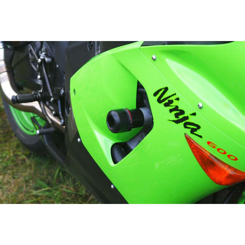 Kawasaki ZX-6R (05-06) с модификация на класическия обтекател