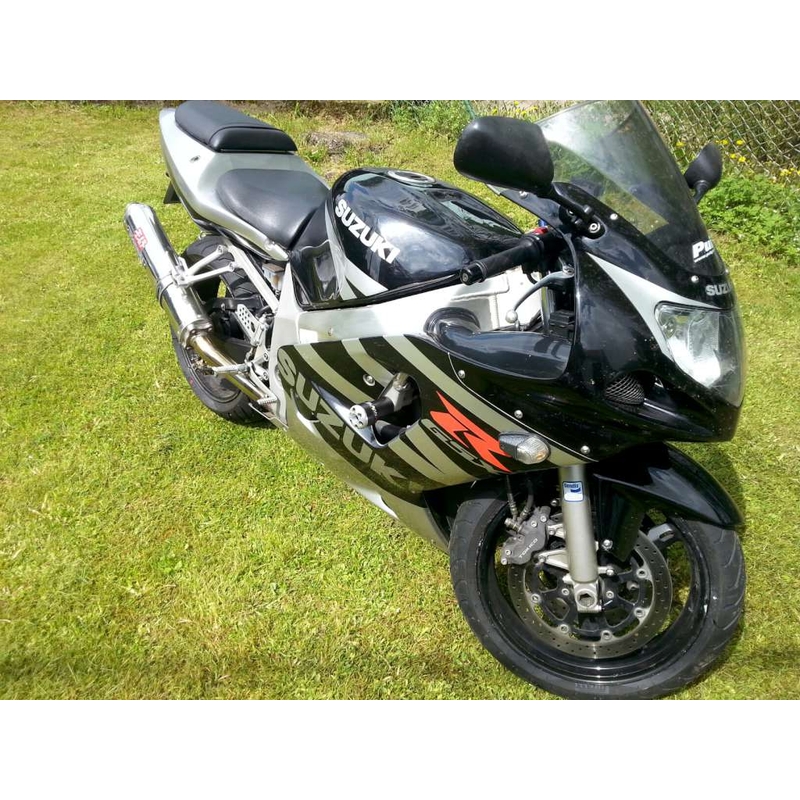 Suzuki GSX-R 600 (01-03) с модификация на обтекателя Arrow