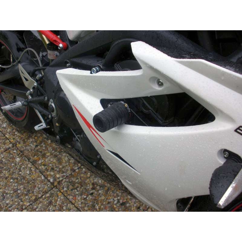 Triumph DAYTONA, Street triple 675 (-12) Стрелка