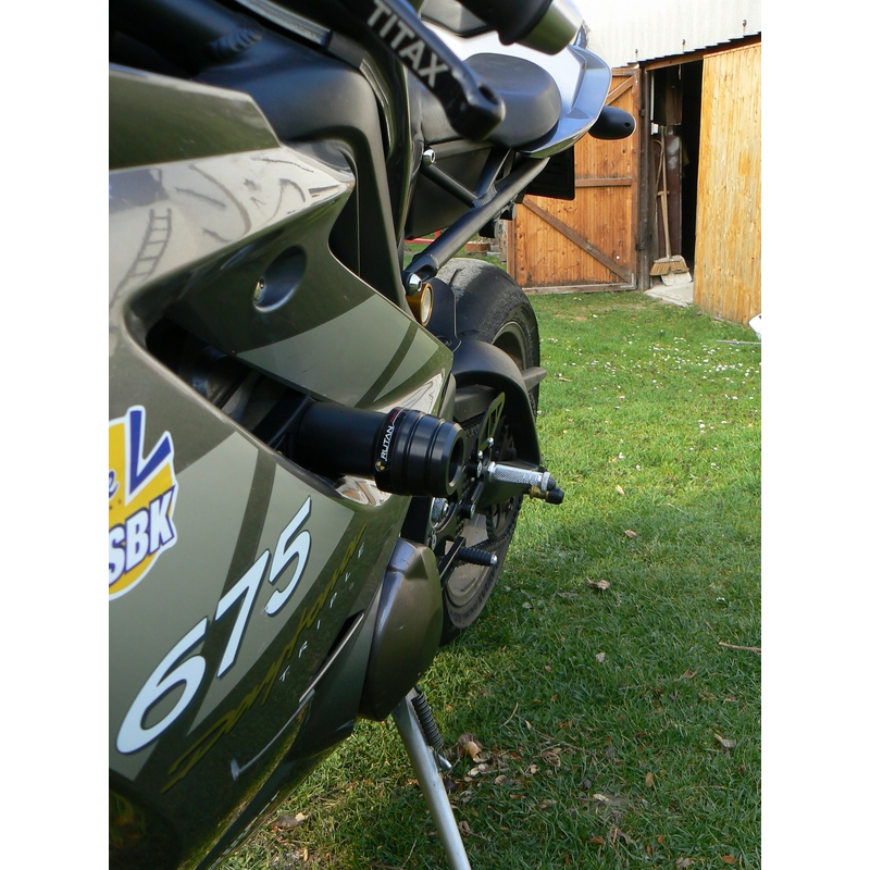 Triumph DAYTONA, Street triple 675 (-12) Стрелка