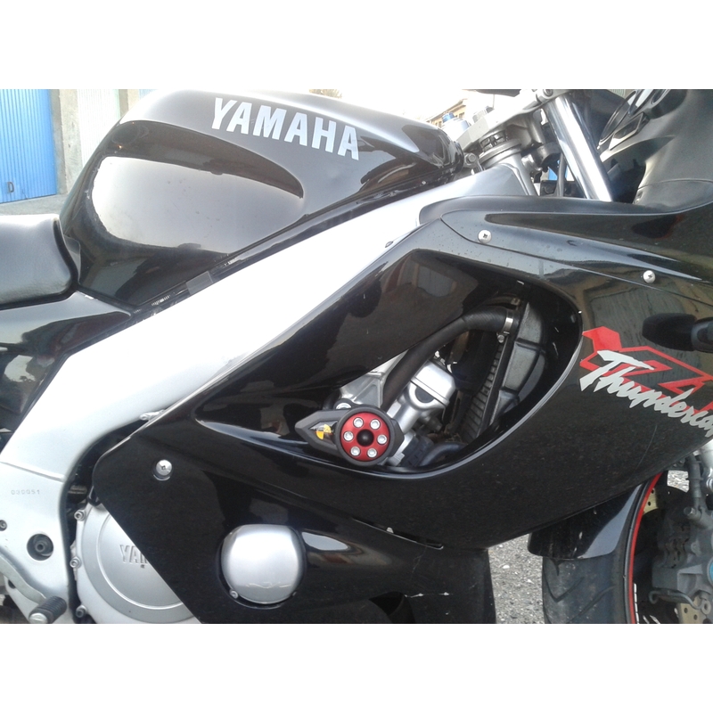 Yamaha YZF 600R THUNDERCAT/YZF 1000R THUNDERACE Стрелка