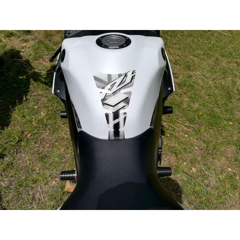 Yamaha YZF-R1 (09-14) Стрелка разпродажба