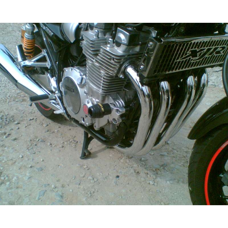 Yamaha XJR 1300 Conus