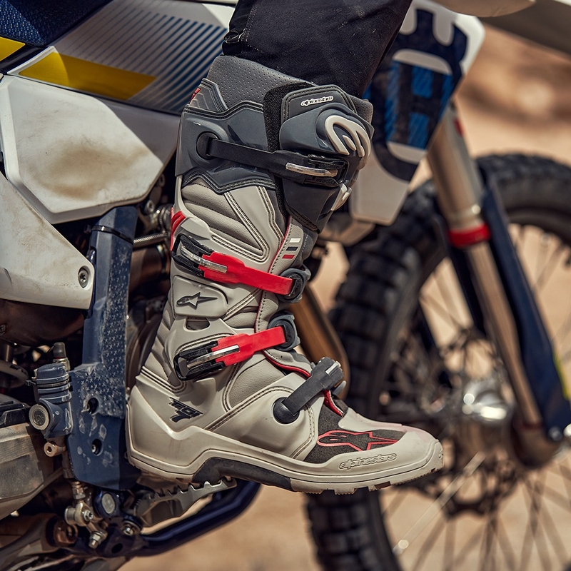 Alpinestars Tech 7 Enduro 2024 сиво-флуо-черни ботуши за мотоциклет