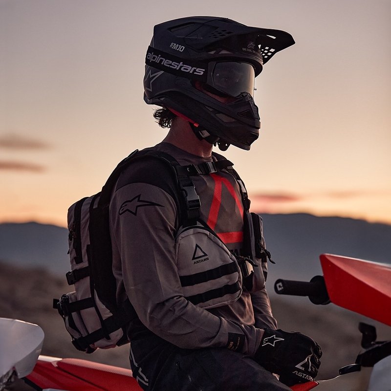 Раница Alpinestars Techdura Tactical сиво-черна 9 л