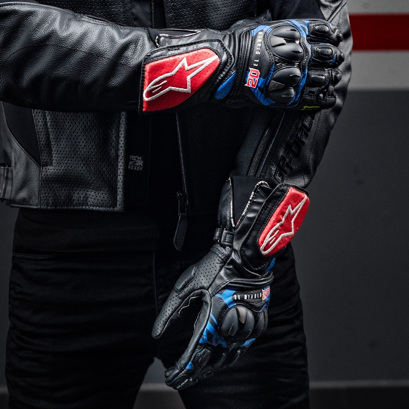 Alpinestars SP-8 3 Monster FQ20 Черно-червено-синьо-бели мотоциклетни ръкавици