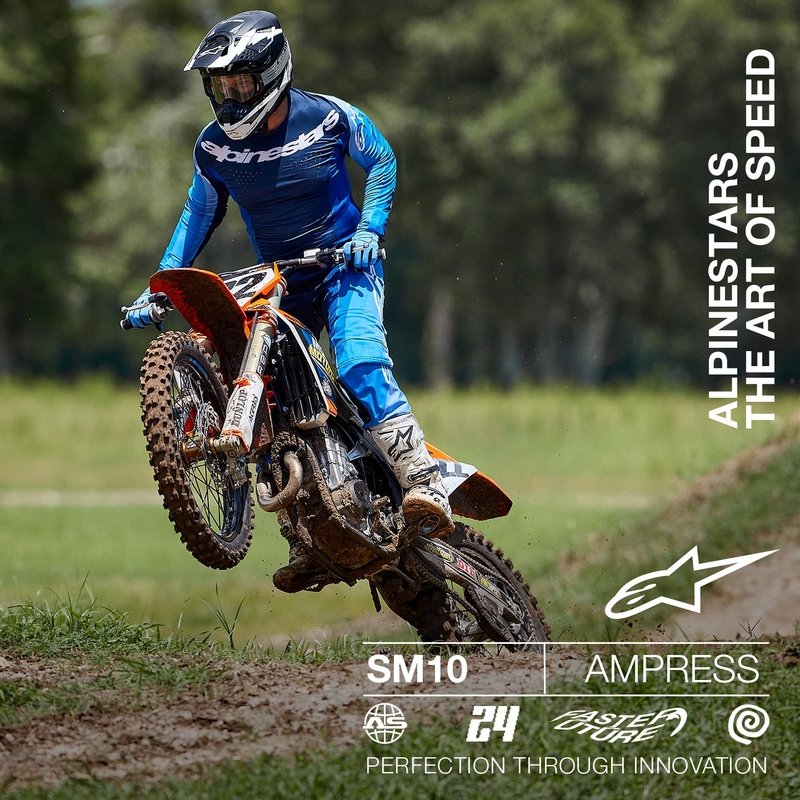 Alpinestars Supertech S-M10 Ampress мотокрос каска матово черно и бяло