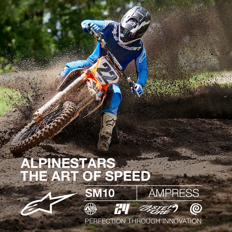 Alpinestars Supertech S-M10 Ampress мотокрос каска матово черно и бяло