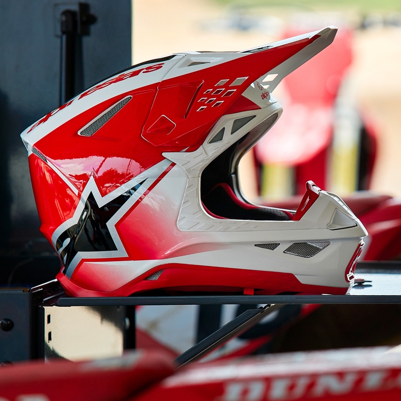 Мотокрос каска Alpinestars Supertech S-M10 Unite червено и бяло