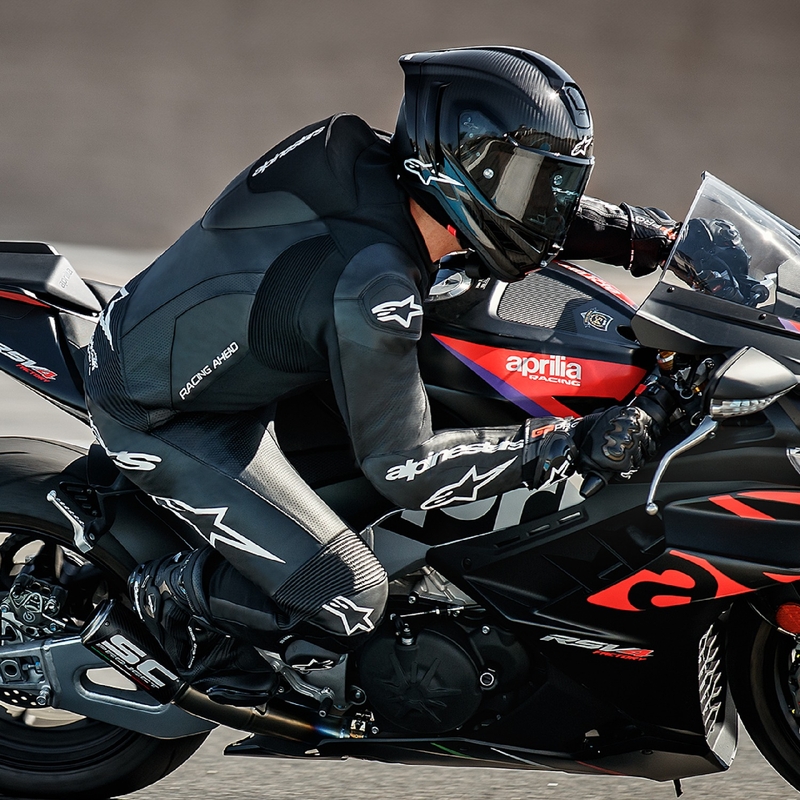 Alpinestars GP Force Lurv черен кожен мотоциклетен гащеризон