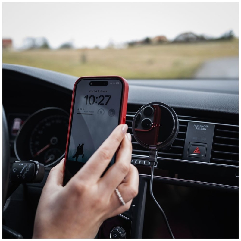 Държач за безжично зареждане FIXED MagCool с активно охлаждане с MagSafe Mount Black 15W