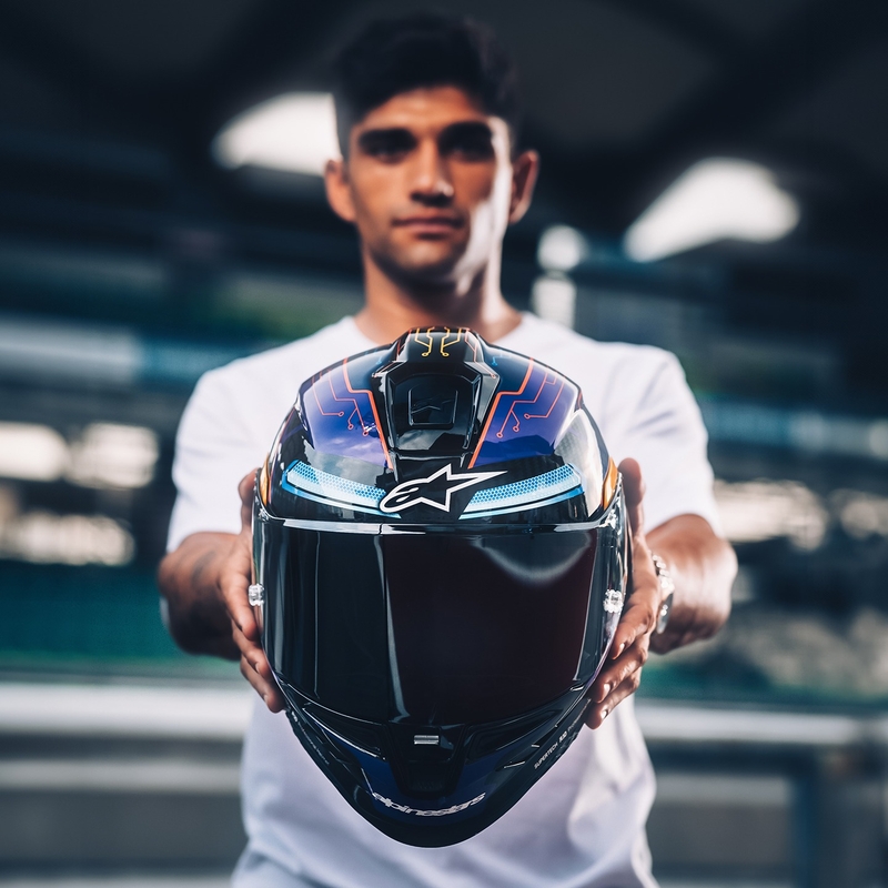Alpinestars Supertech R-10 лимитирана серия Martinator Jorge Martin синьо-лилаво-червено-жълта интегрална мотоциклетна каска