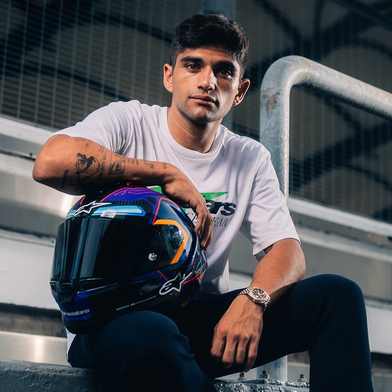Alpinestars Supertech R-10 лимитирана серия Martinator Jorge Martin синьо-лилаво-червено-жълта интегрална мотоциклетна каска