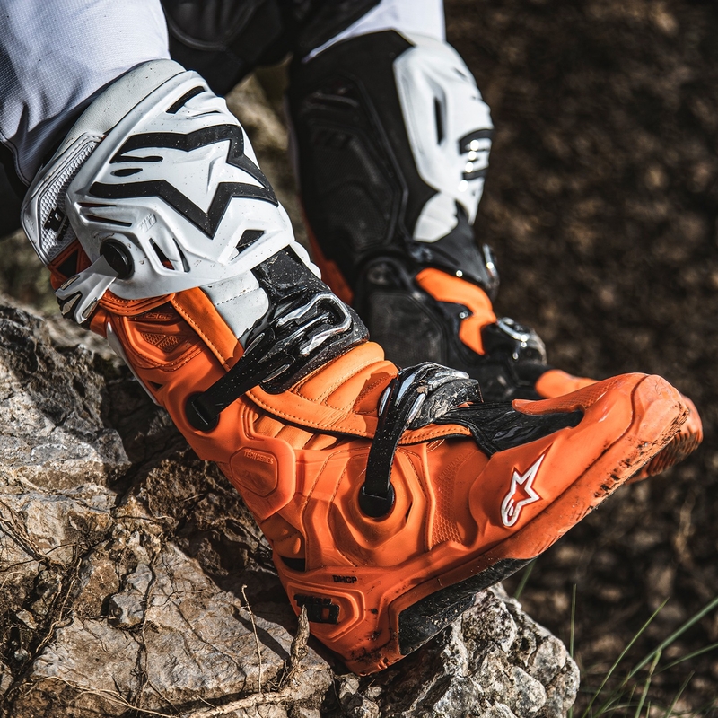 Alpinestars Tech 10 Enduro флуоро-оранжево-черно-бели ботуши за мотоциклетизъм