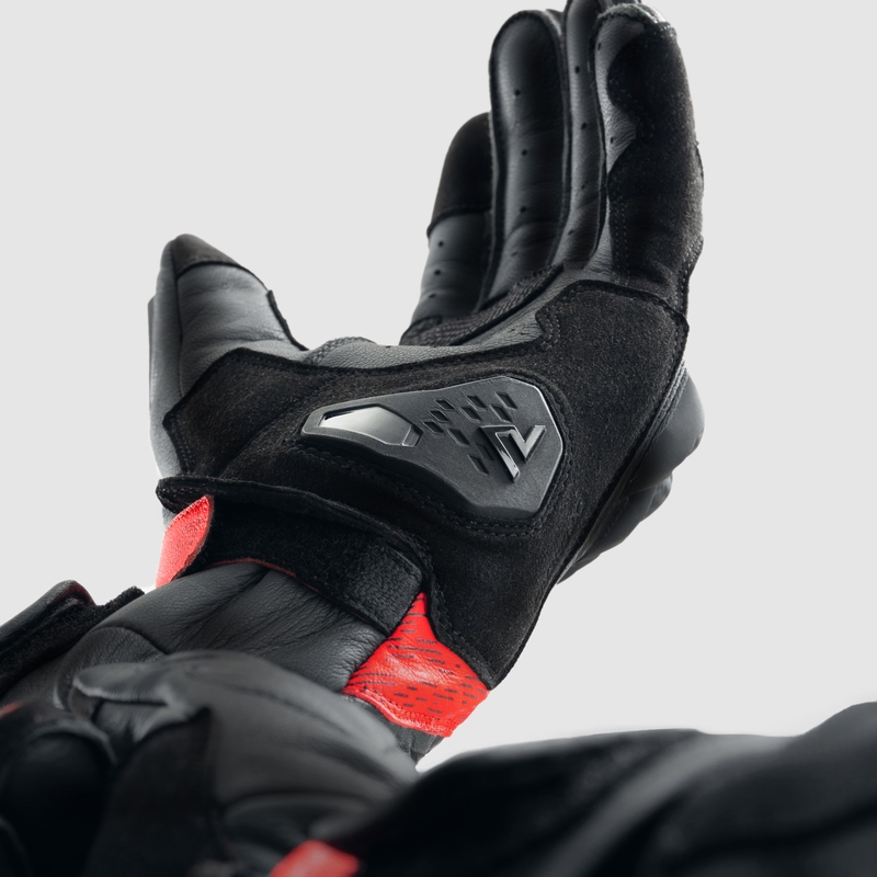 Мотоциклетни ръкавици Rebelhorn Viper black-grey-fluo red
