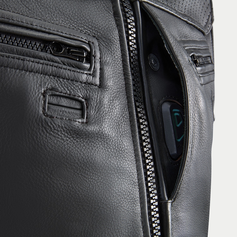Жилетка с въздушна възглавница Alpinestars TECH-AIR®3 V2 LEATHER system black