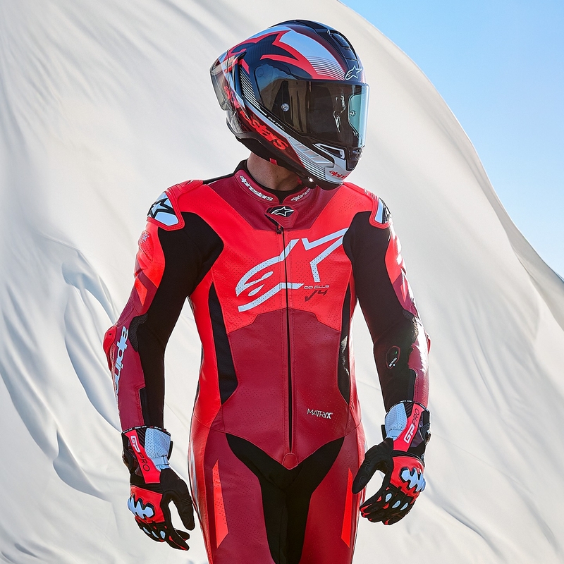 Alpinestars GP Plus V4 Sprint Еднокомпонентен кожен мотоциклетен костюм, съвместим с Tech-air, Fluo Red-Red-White-Black