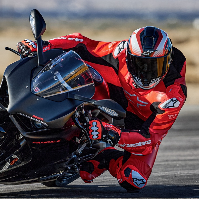Alpinestars GP Plus V4 Sprint Еднокомпонентен кожен мотоциклетен костюм, съвместим с Tech-air, Fluo Red-Red-White-Black