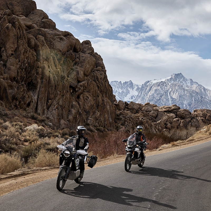 Мото яке Alpinestars Andes Air Drystar черно-сиво зелено-синьо