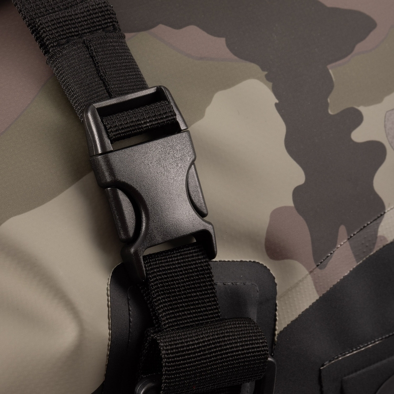 Oxford Aqua T-50 Roll Bag, камуфлаж