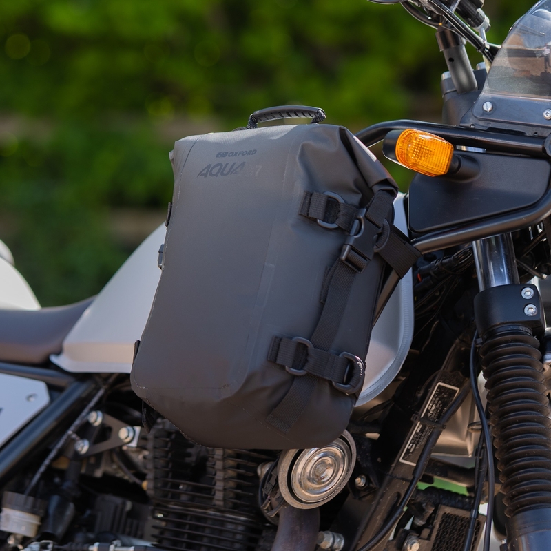 Чанта Oxford AQUA C7 Crash Bar Bag 7L Черна