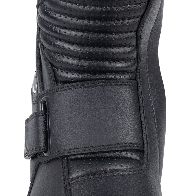 Черни мотоциклетни ботуши Oxford Omega Air Short