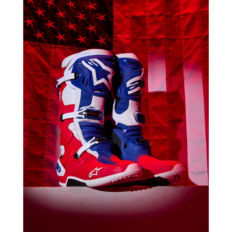 Мотоциклетни ботуши Alpinestars Tech 10 Limited Edition FORTITUDE, бяло-синьо-червено