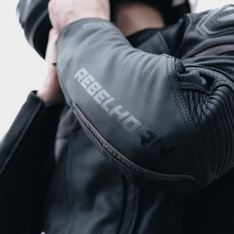 Кожено мотоциклетно яке Rebelhorn Vandal черно