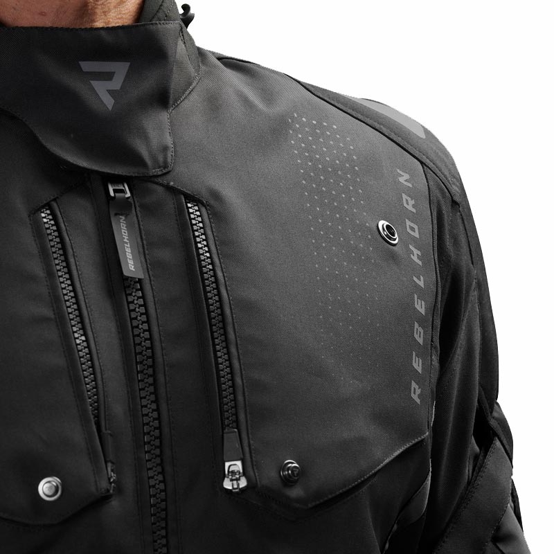 Мотоциклетно яке Rebelhorn Hiker IV черно-тъмносиво-червено