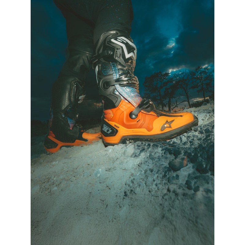 Мотоциклетни ботуши Alpinestars Tech 10 Limited Edition Black Hole, черни