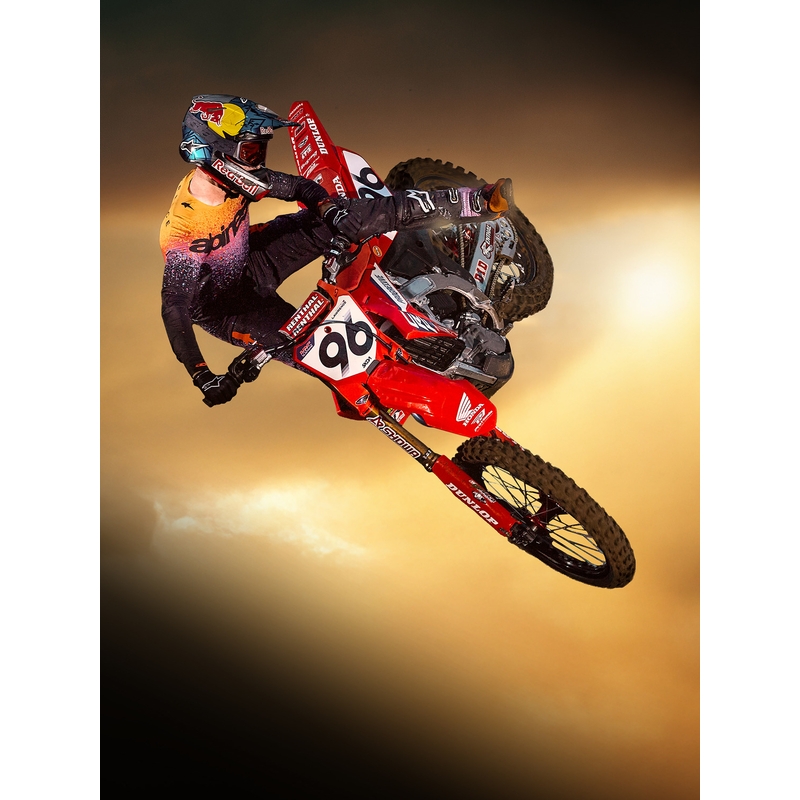 Alpinestars Supertech S-M10 каска за мотокрос с ограничена серия Black Hole, черен цвят