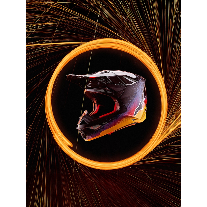 Alpinestars Supertech S-M10 каска за мотокрос с ограничена серия Black Hole, черен цвят