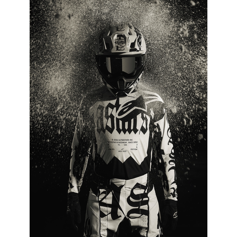 Мотокрос каска Alpinestars Supertech S-M7 Limited Edition, цвят Wolf Dust, пясъчно-черен