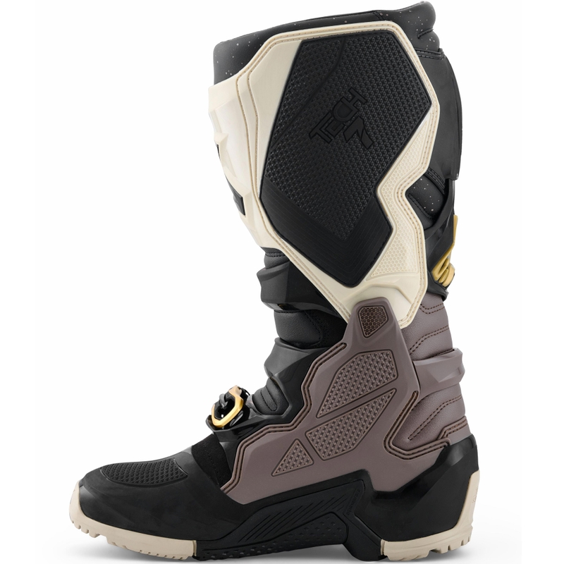 Мотоциклетни ботуши Alpinestars TECH 7 Enduro Drystar, черно-тъмносиво-златни