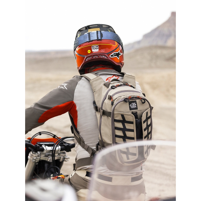 Раница за мотоциклет Alpinestars AT-15, пясъчно-оранжева, 15 л