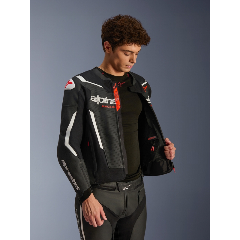 Кожено мотоциклетно яке Alpinestars GP Force V2 Airflow черно-бяло