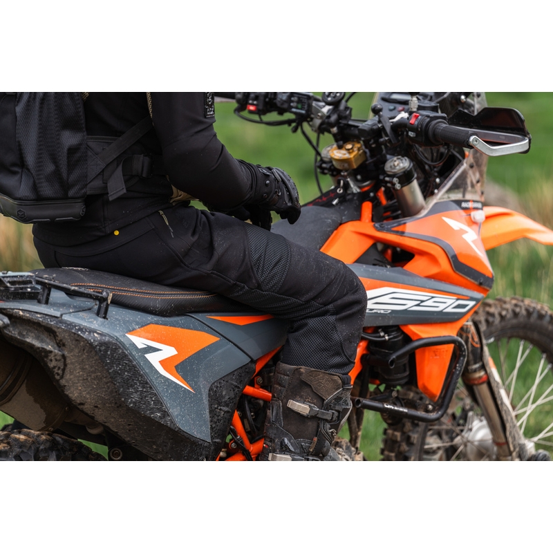 Черни мотоциклетни панталони Knox Urbane Pro Trousers MK2