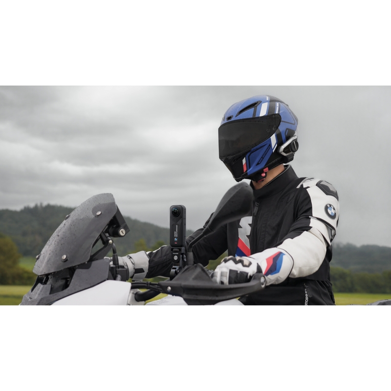 Екшън камера Insta360 X5 BMW Motorrad Edition, черна