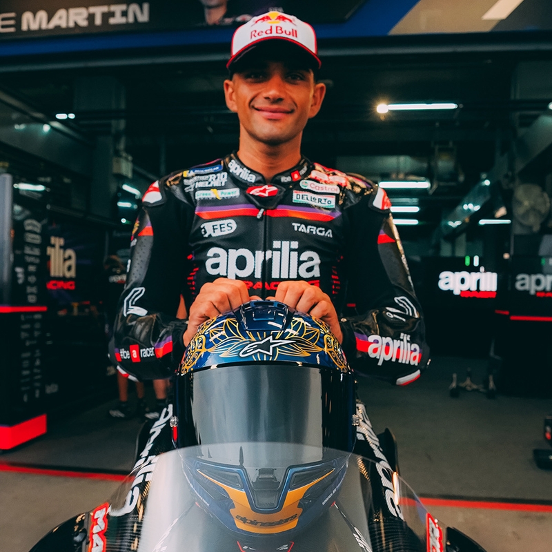 Мотоциклетна каска с пълно лице Alpinestars Supertech R10 Marthainator limited edition JORGE MARTIN син перлен златен червен