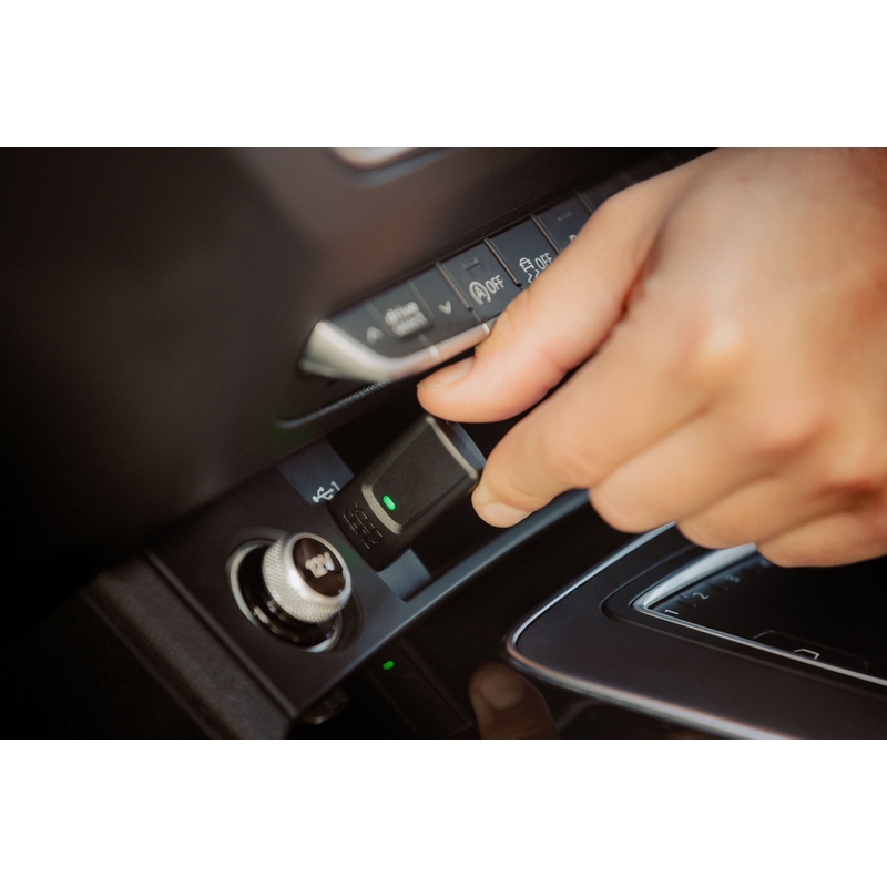Безжичен адаптер Quad Lock® CarPlay/Android Auto, черен