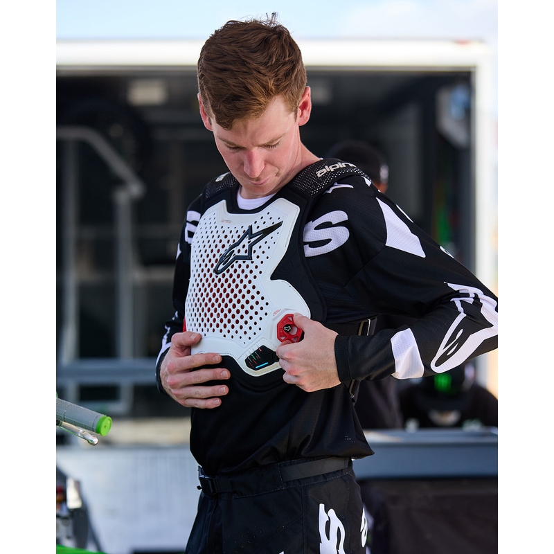 Жилетка Alpinestars TECH-AIR®MX Plasma с въздушна възглавница, бяло-черно-червена